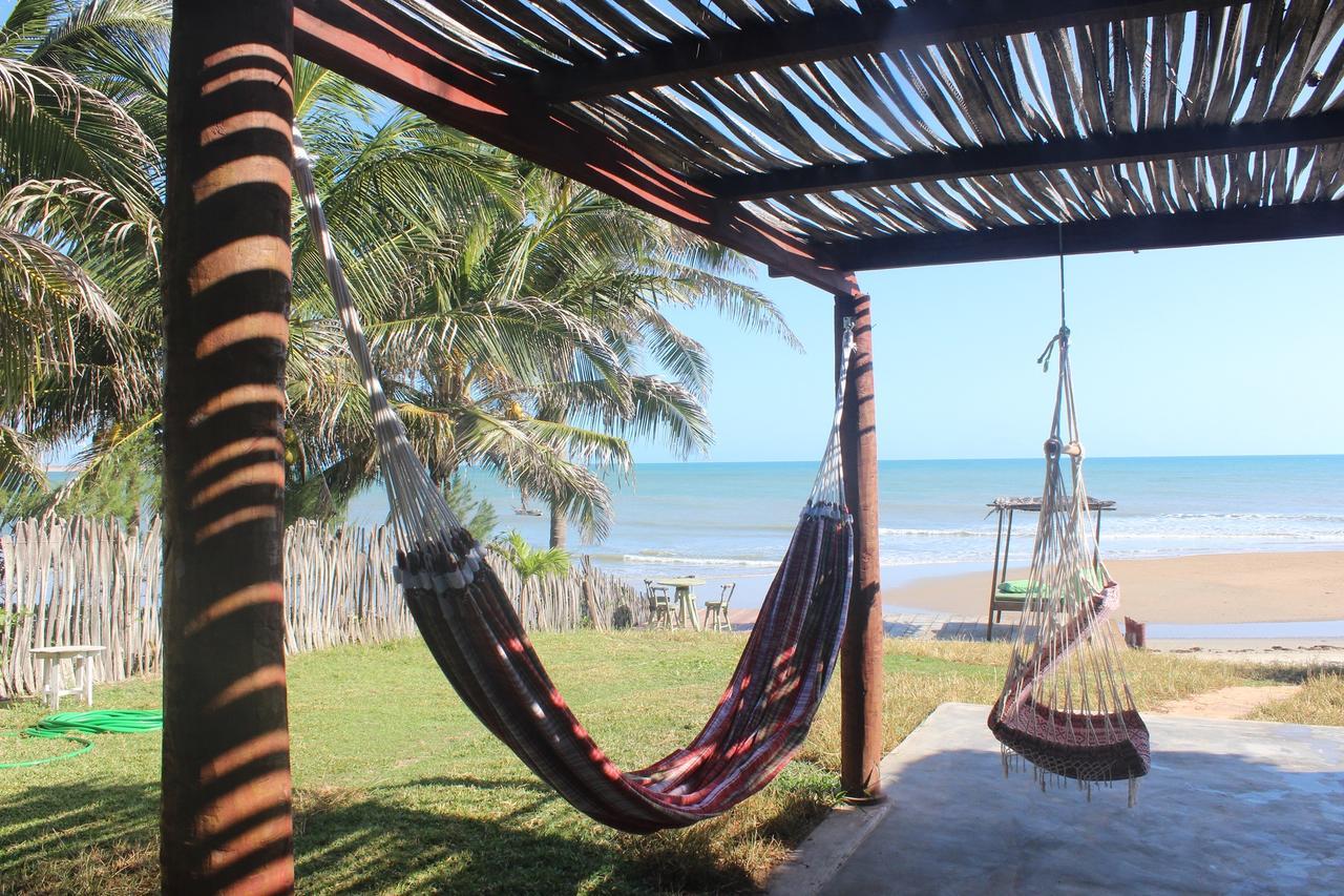 The Spot - Beachfront Sports Pousada Ікараї Екстер'єр фото
